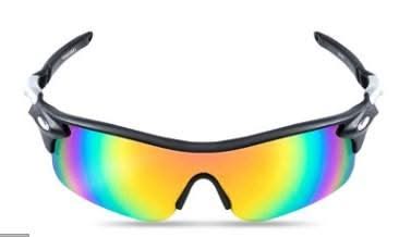 Cyclist bikes polarizing myopia sunglasses
