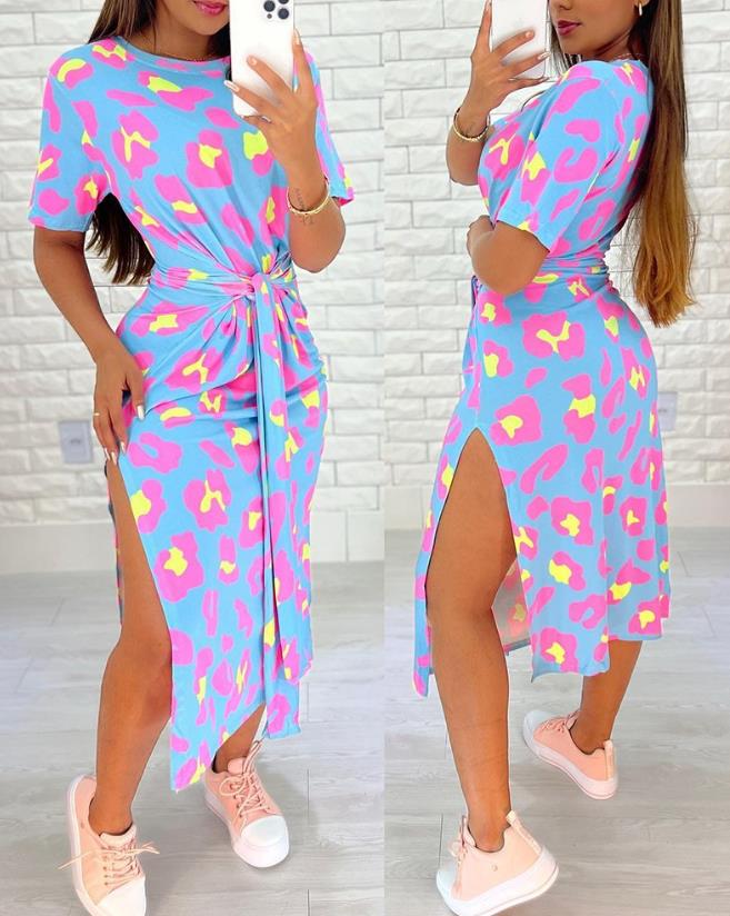 Women Elegant Dress 2024 Summer Latest Fresh and Sweet Fashionable Style Wave Point Irregular Place Up Printed V-Neck Long Skirt