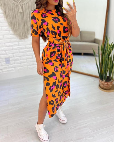 Women Elegant Dress 2024 Summer Latest Fresh and Sweet Fashionable Style Wave Point Irregular Place Up Printed V-Neck Long Skirt