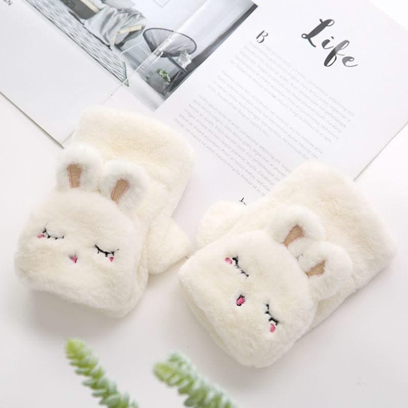 EXCLUSIVE sweet gloves for women