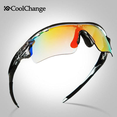 Cyclist bikes polarizing myopia sunglasses