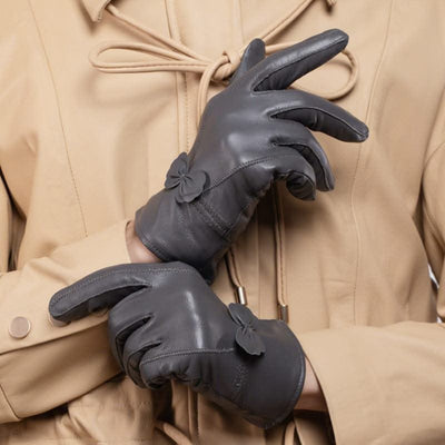 Butterfly style split finger women gloves