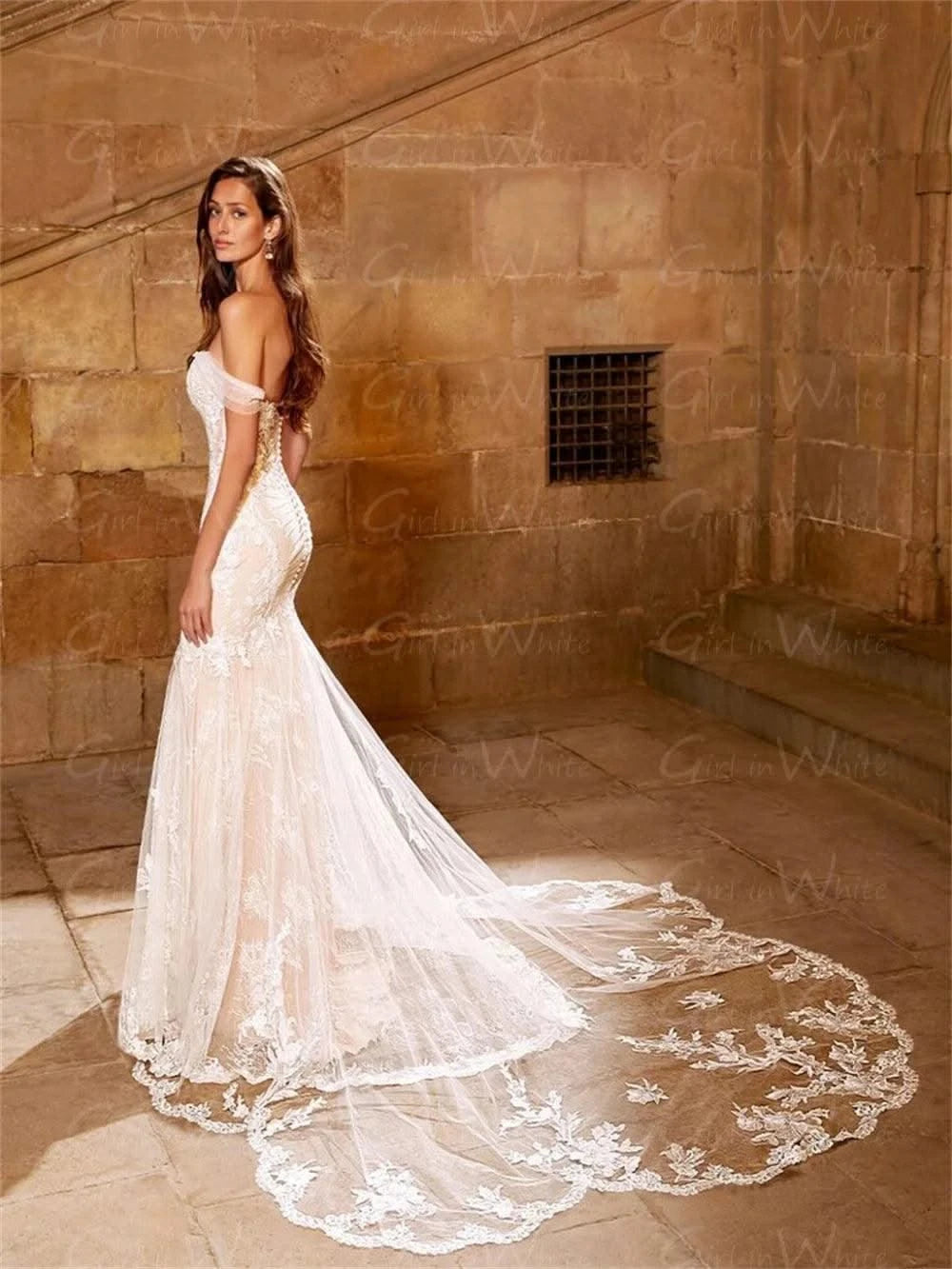 Off The Shoulder Mermaid Wedding Dress Lace Wedding Gown Backless Bride Robe