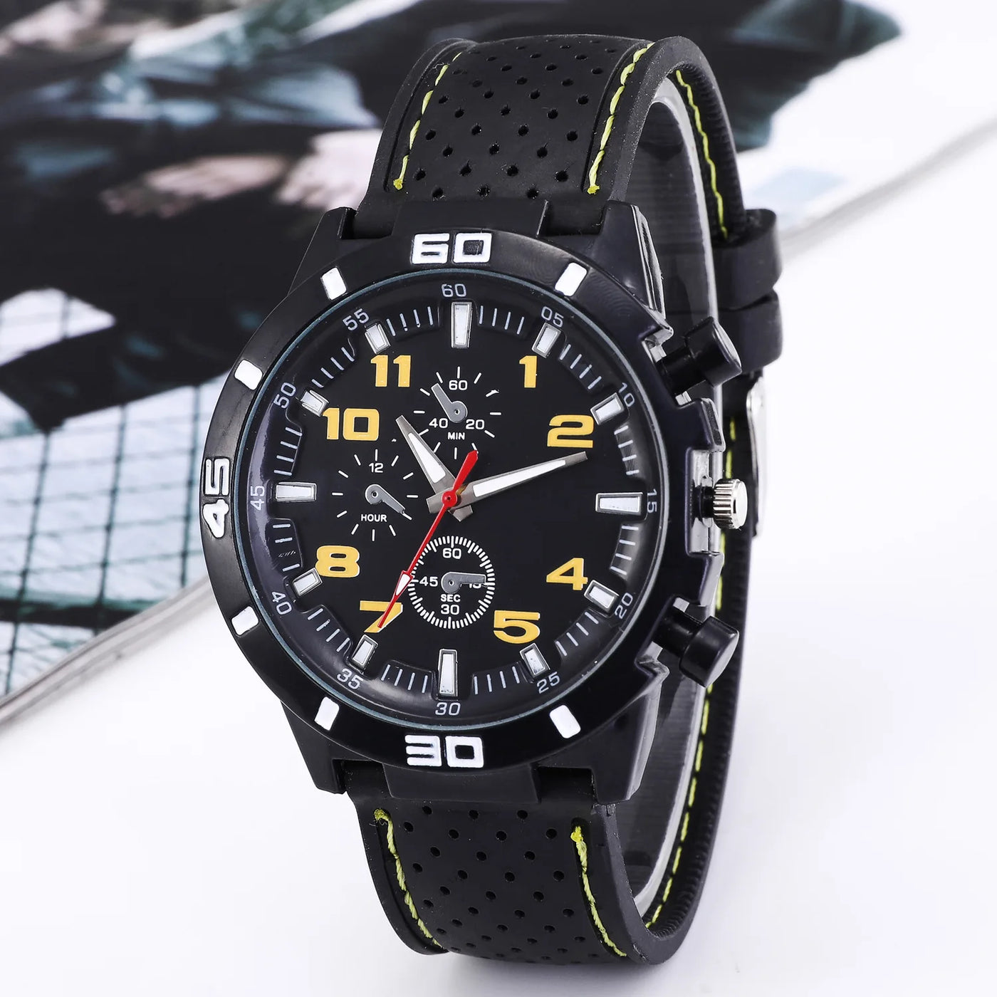 Fashionable casual men's watch high-end men's classic casual watch silicone watch wholesale 066 male Feminino Zegarek Damski