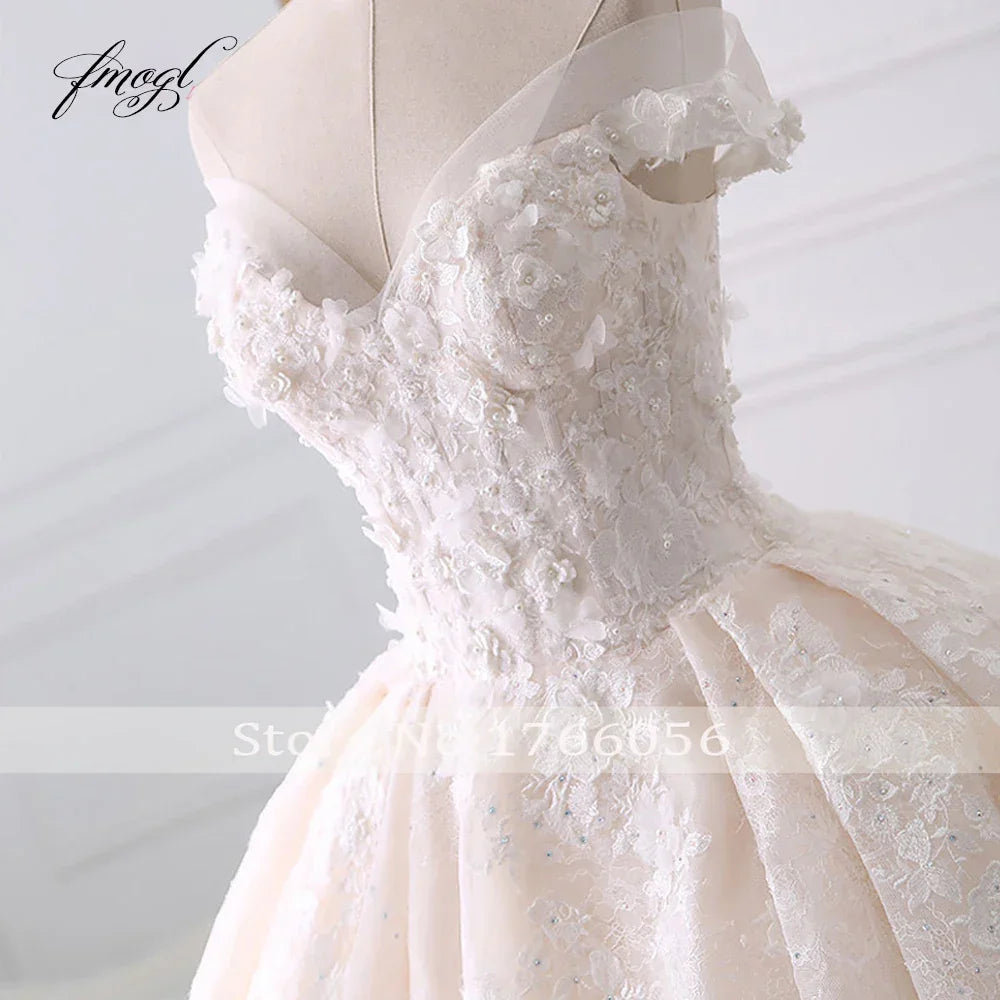 Customized Sexy Sweetheart Lace Ball Gown Wedding Dresses Applique Beaded Flowers Chapel Train Bride Gown Vestido De Noiva