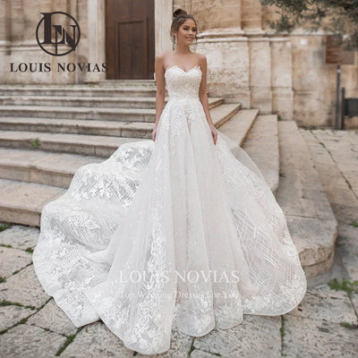 LOUIS NOVIAS Luxury Wedding Dresses For Women Sexy Strapless Appliques Bridal Gown Lace Sparkling Tulle A-Line Vestido De Novia