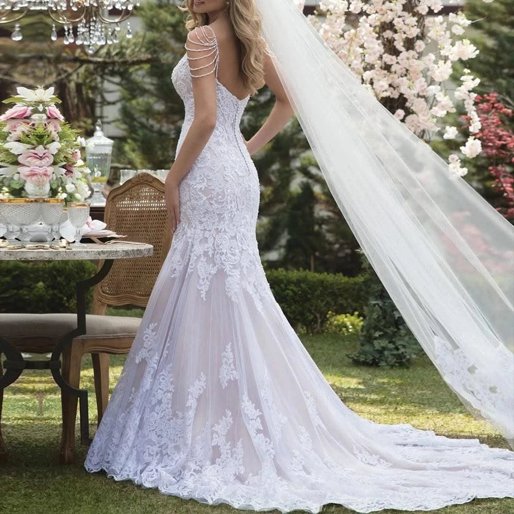 Mermaid 'V' Neck Lace Appliques Bridal Gowns Wedding Dresses Customized Bride, Party Wear