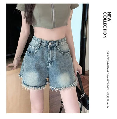 Denim shorts for women in summer, thin cut with holes and frayed edges, design sense, niche high street trendy brand new style