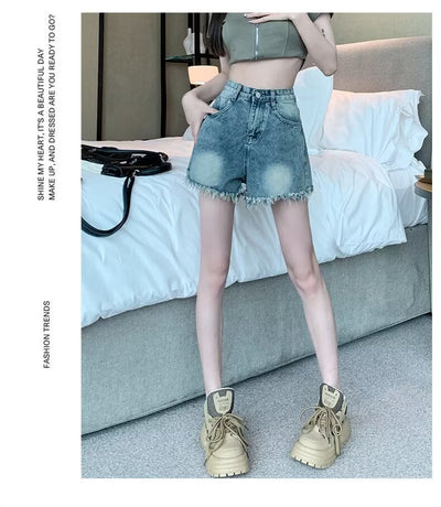 Denim shorts for women in summer, thin cut with holes and frayed edges, design sense, niche high street trendy brand new style