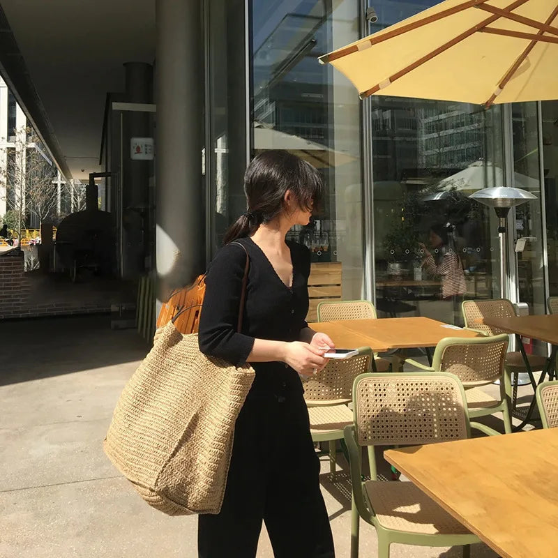 2025 Women Handbags Handmade Woven Summer Beach Bag Big Shopper Purses Large Capacity Straw Tote Bag Designer