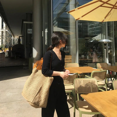 2025 Women Handbags Handmade Woven Summer Beach Bag Big Shopper Purses Large Capacity Straw Tote Bag Designer