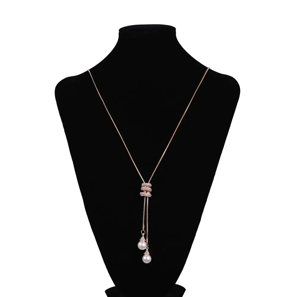 Thick Necklaces for Women Fashion Charm Pendant Necklace Necklace Crystal Long Ladies Pearls Sweate Luxury Necklaces Chain