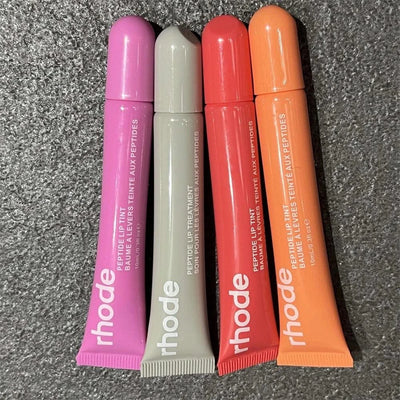 Luxury 17 Colors Soft Tube Mirror Super Model Lip Balm Long Lasting Moisturizing Makeup Lipstick Remove Dead Skin Mouth Care