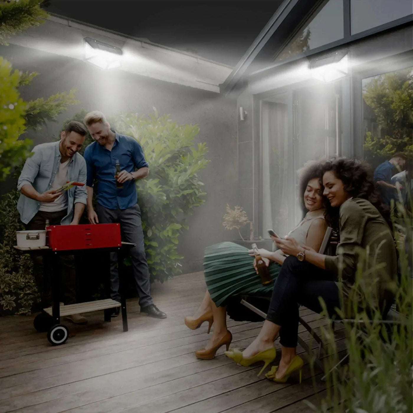 Solar Wall Lamp Outdoor 100LED Lampwaterproof Motion Sensor Solar Powered Sunlight Street Lamp Garden Railing Decorative Lamp