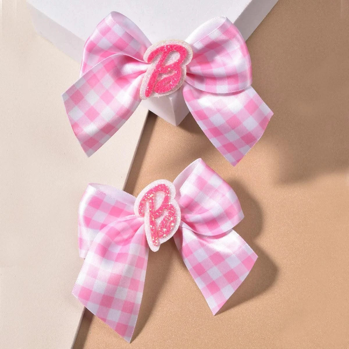 2 women's pink thread webbing with green onion powder lettering two ear clip Fashion personality cheapest items available girl m