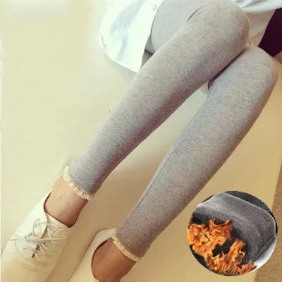 Autumn Winter Women's Clothing Maternity Clothes Pregnancy Leggings Thickened with Velvet Pregnant Women Trousers Warm Pants