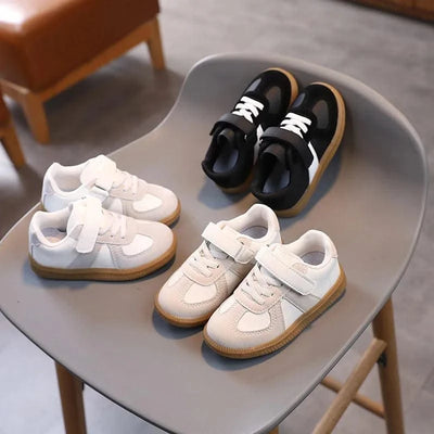 Children's Sports Shoes Flat Non Slip Boys' Running Shoes Breathable Comfortable Casual Shoes Autumn New Girls Sneakers J131