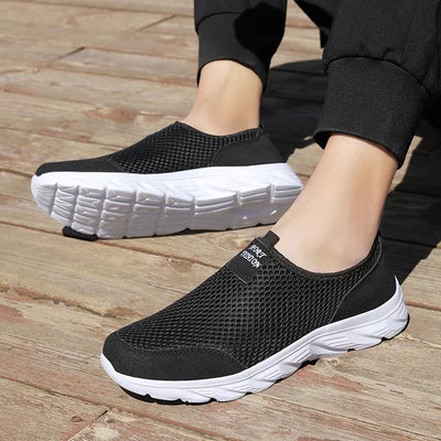 Men Shoes Breathable Mesh Summer Lightweight Hiking Walking Casual Shoes Slip-On Driving Men's Loafers