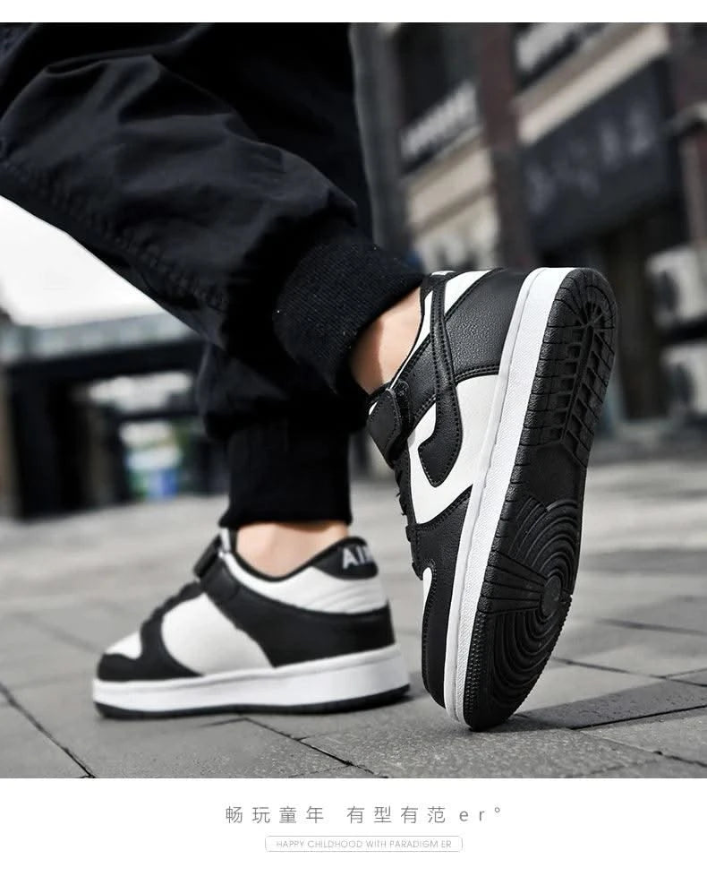 Boys' sports shoes 2025 new leather-covered waterproof children's casual shoes primary school trend non-slip board shoes
