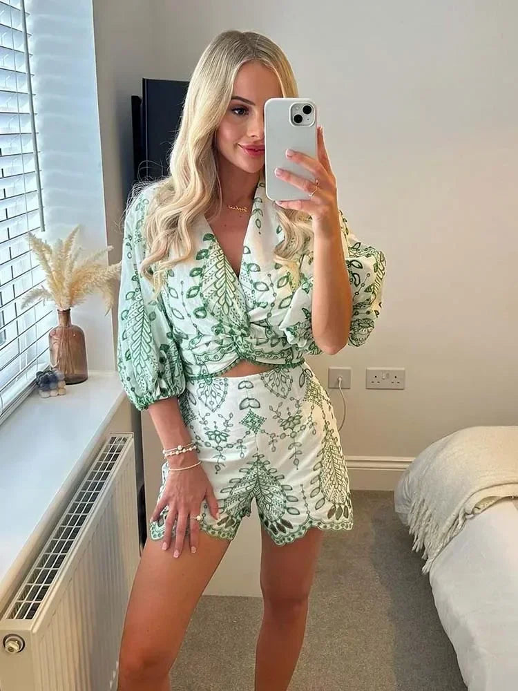 Woman 2 Pieces Shorts Sets 2024 New Fashion Embroidery Short Blouse Summer Women Suit Shorts Two Piece Set Womens Outfits