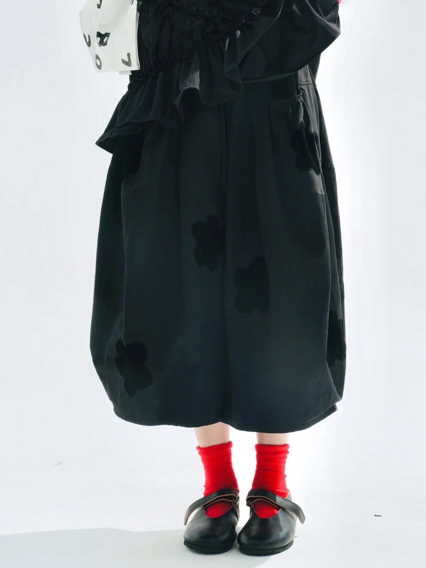 Woven applique wide-leg pants 2025 original early autumn style twill loose casual nine-inch pants for women255184