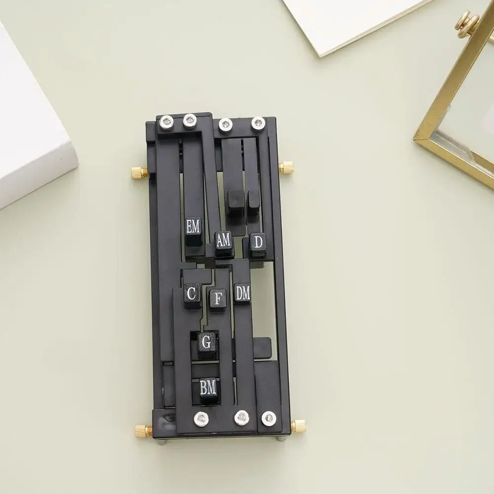 Guitar Auxiliary Artifact Folk Guitar Playing And Singing Chord Practice Automatic Transmission One Key Chord Player