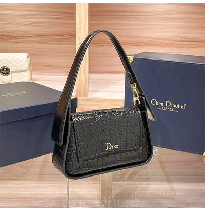 Classic Women's Handbag in Leather, Shoulder and Crossbody Bag Style, Luxury Elegant Design for Ladies By Famous Designer
