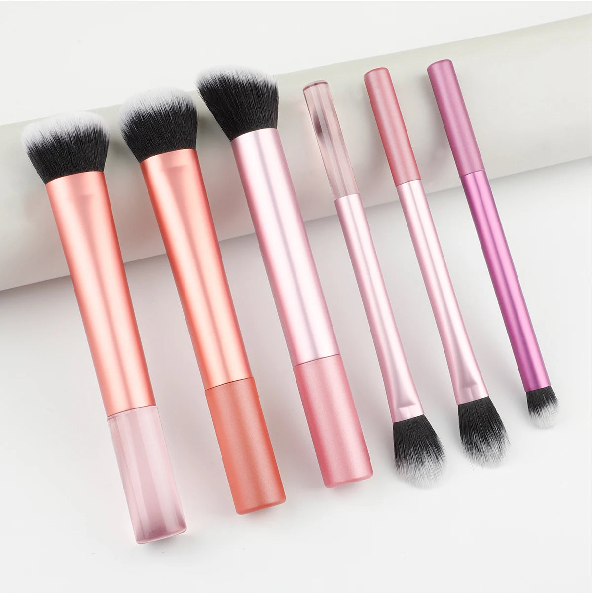High-quality 2pcs/set Black Glossy Professional Makeup Brush Tool Kit Including Powder, Blush, Contouring, Eyeshadow, Highlighte