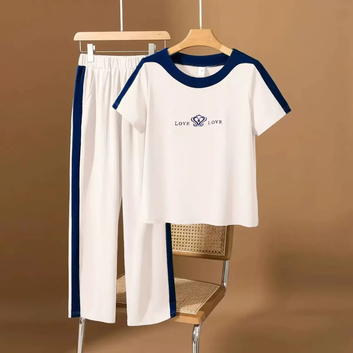 Casual sportswear set for women 2024 spring and summer new fashion short sleeved+wide leg pants two-piece set
