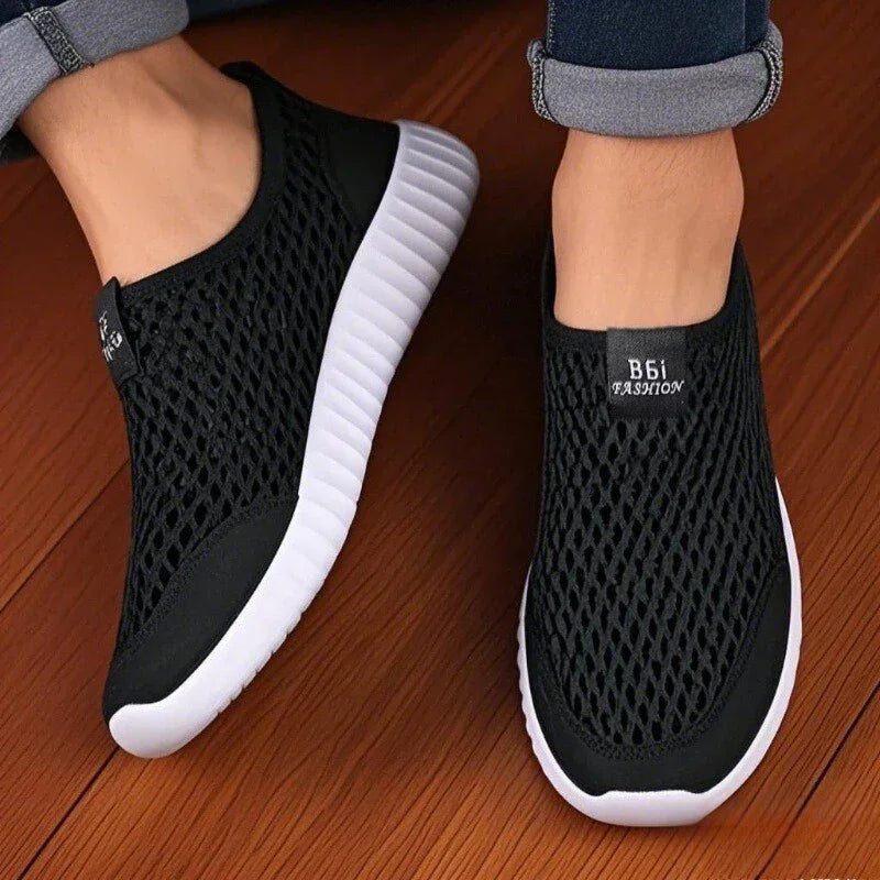 Slip on Women's Shoes Breathable Comfortable in Summer Lightweight Flat Shoes A Simple Mesh Design for Lazy People To Step On