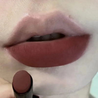 TX010Thin Tube Matte Lipstick, Waterproof and Sweatproof, Does Not Fade Or Remove Makeup, Can Be Used on Both Lips and Cheeks