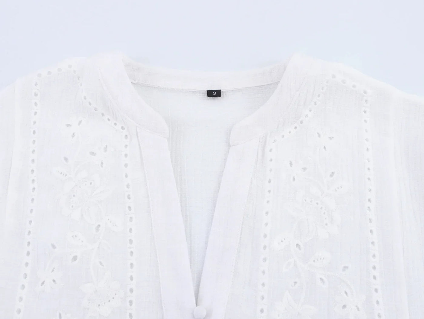 Women's clothing 2025 summer new product fashion European and American style hollow embroidery casual long-sleeved short shirt