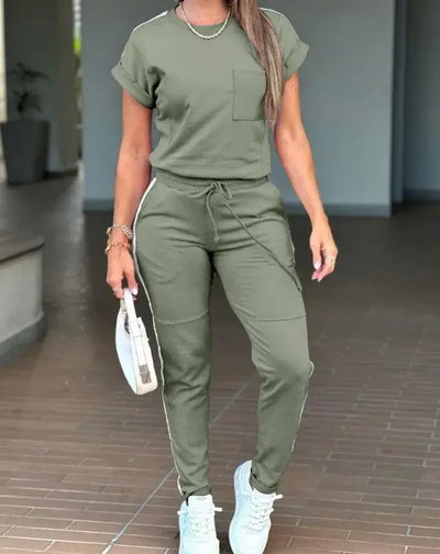 Women's Sports Suits 2025 Spring Summer 2 Pieces Outfit Contrast Paneled Round Neck Short Sleeve Top Pocket Drawstring Pants Set