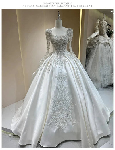 Wedding Dress with Sparkling Embellishments and Long Trains Delicate Lace