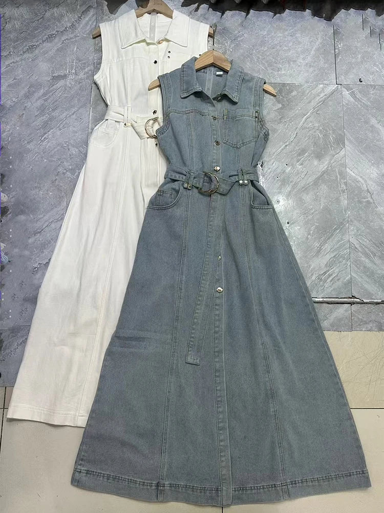 Retro fashion denim dress 2025 summer new elegant sleeveless single-breasted lapel with belt waist A long skirt.