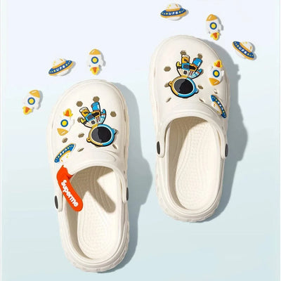 BASATU Cute Clogs Sandals DIY Cartoon Shoes Mules Clogs Boys Girls Sandals Non-slip Beach Slippers Summer Sandals Garden Shoes