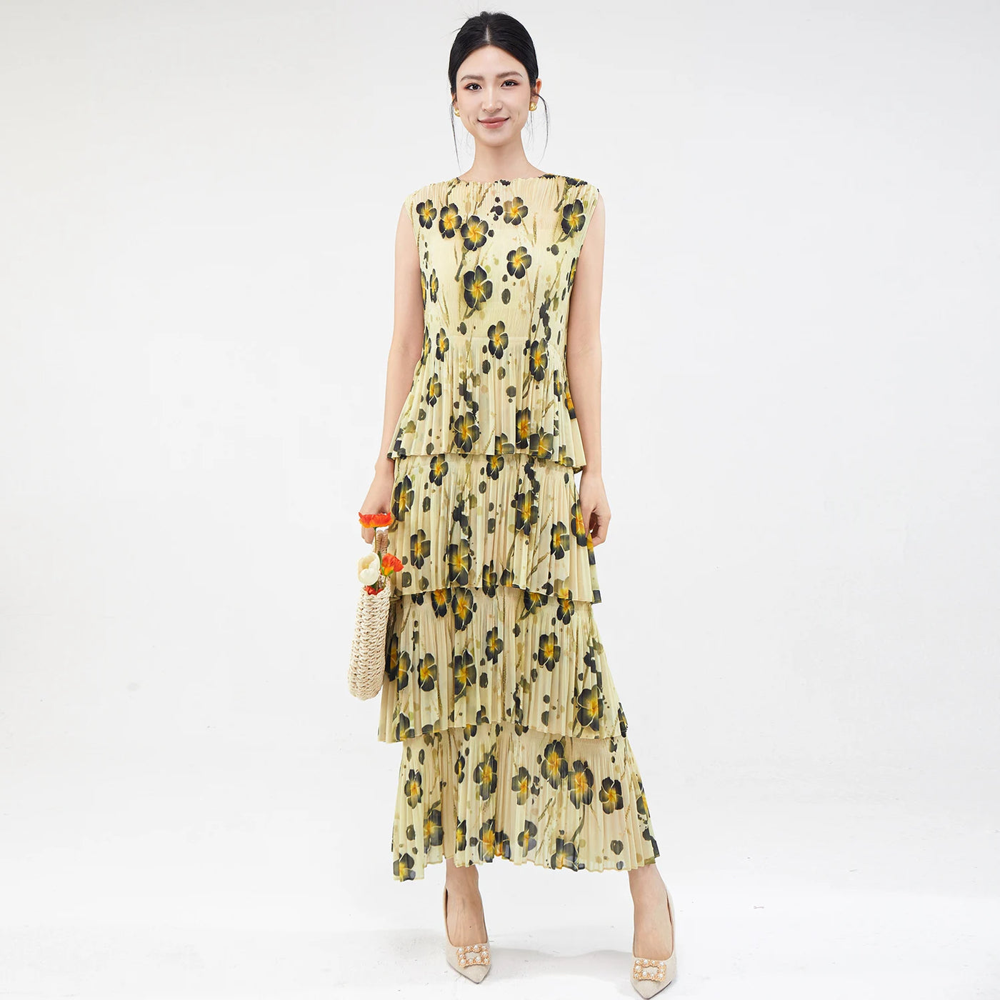 Women Dresses For Summer 2025 Miyake Pleated Dress Summer Fashion Holiday Style Printed Stretch Cake Dress