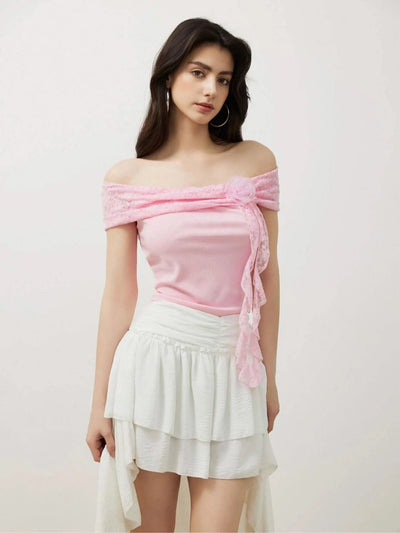 Women's sexy off-the-shoulder short top in pink lace, decorated with mesh roses