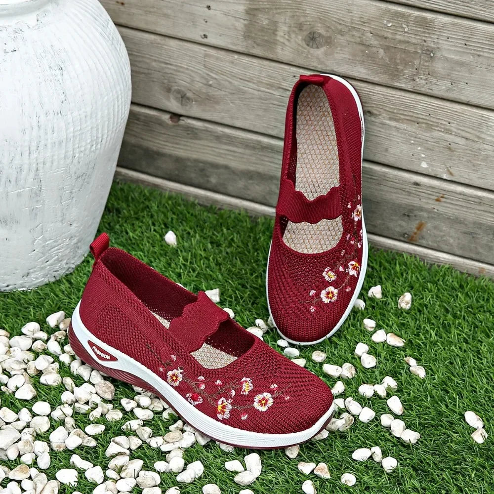 Shoes for Women 2025 Walking Shoes Slip On Arch Support Mother's Shoes Breathable Sneakers Summer Comfortable Casual Trainers
