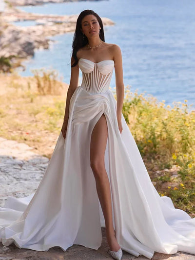 Romantic Wedding Dress fullSatin Ball Gown elegant pleats split sleeveless Strapless customized Bride zipper Robe Mariée Satin
