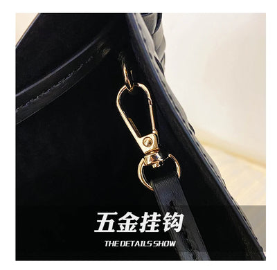 Famous Designer Women's Handbag With Convertible Shoulder Strap Leather Luxury Brand Elegant Spacious
