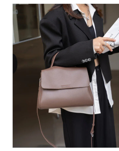 Women's Cowhide Genuine Leather Shoulder Bag Female Fashion Luxury Designer Handbags Ladies Commuting Large Capacity Bucket Bags