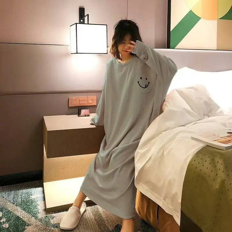 Female Loungewear Smiley Face Autumn Winter German Fleece Thickened Warm Long Nightgown Women Wearable Outdoors Lady Pajamas