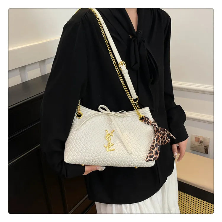 Famous Designer Women's Handbag In Soft Leather, Elegant Crossbody-Bag With Adjustable Strap, Classic Luxury Style
