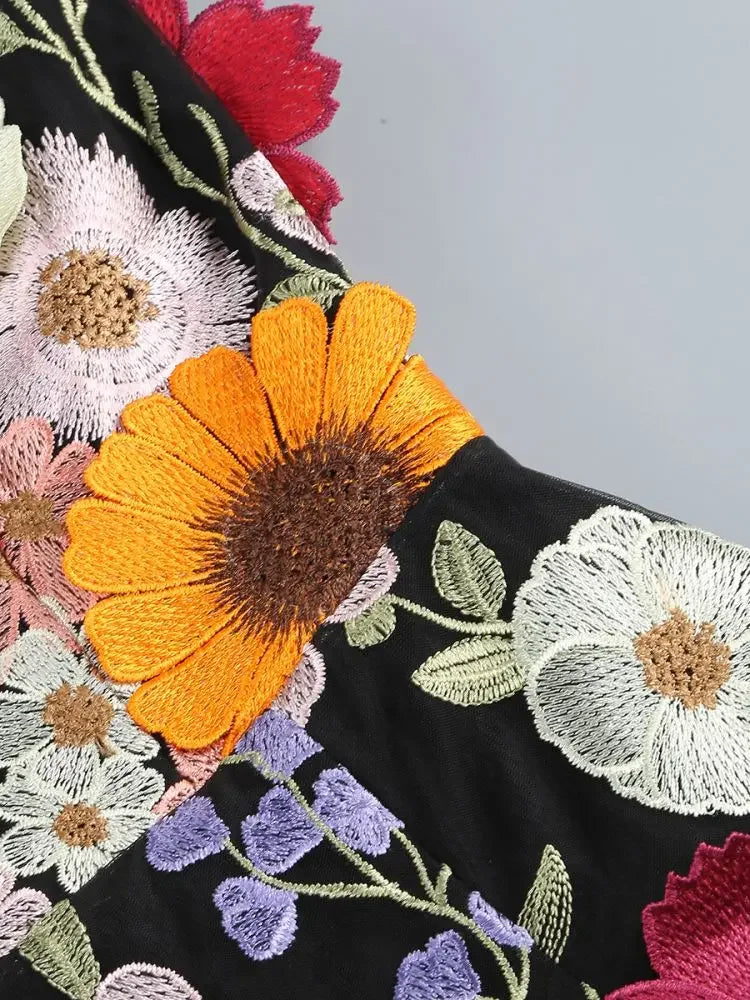 Luxury Dresses Women 2025 Summer Prom Gown New Bodycon Mini Party Dress Retro Embroidered Flower Evening Gowns Brithday Outfits