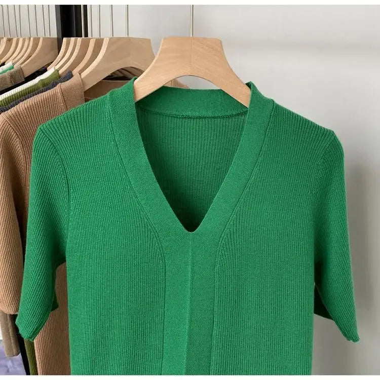 2025 Summer New T-shirts for Women Elegant Fashion Short Sleeve T-shirt Female Trend Tops Ladies Tees Basic Tops Clothing