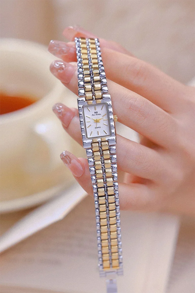 Luxury Ladies' Watch Retro Elegant Gold Silver Small Square Watch High Quality Watchchain Gift Watches For Women