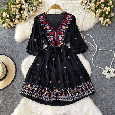 Boho Dress for Women Embroidery Floral Print V-neck Elastic Waist Lace-up Dresses with Belt Summer Vestidos Folds Dropshipping