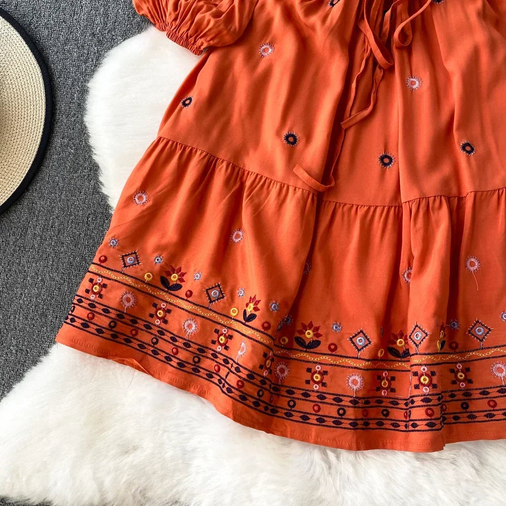 Boho Dress for Women Embroidery Floral Print V-neck Elastic Waist Lace-up Dresses with Belt Summer Vestidos Folds Dropshipping