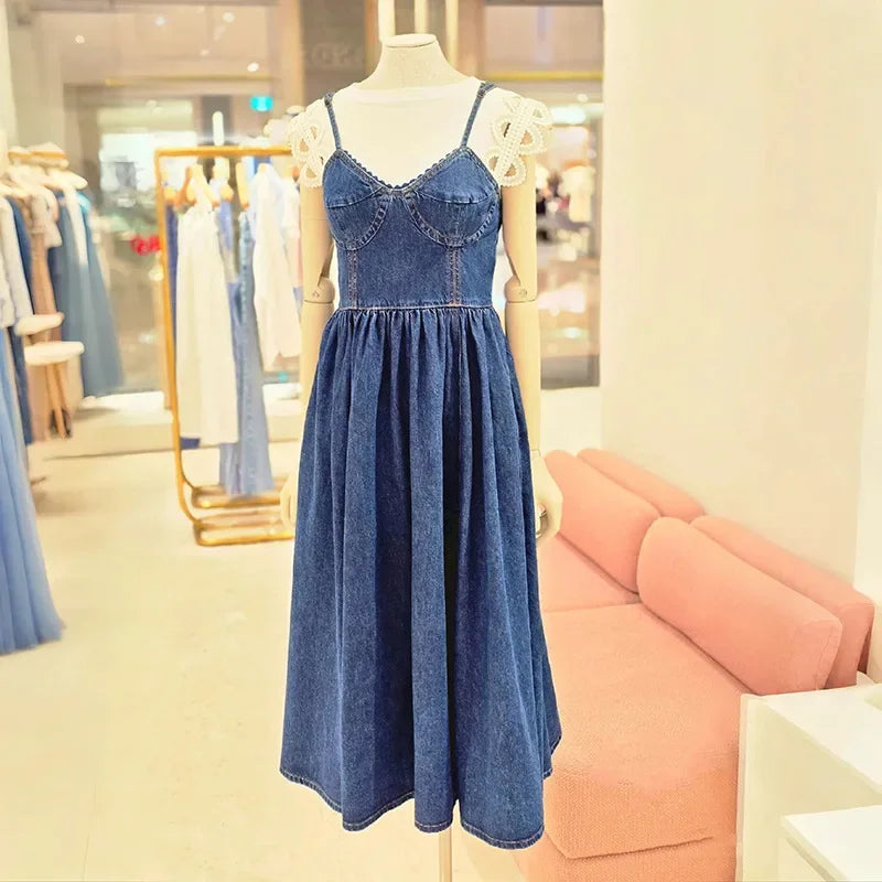 Women's vintage denim dress with suspenders and sleeveless tube top, fashionable design midi robe